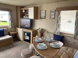 3 Bed Caravan Rob in Rhyl