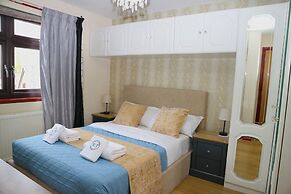 Edinburgh Mansion Retreat