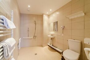 LOGIS HOTEL - Le Petit Bellon