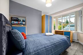 Harborne House 4 Bedroom Contractor Qe Hospital