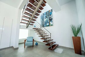 Beachside Villa, Amazing Views, Hotel Amenities v5