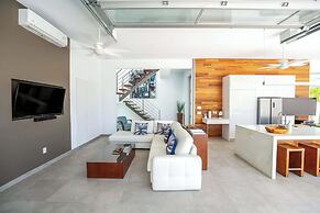 Beachside Villa, Amazing Views, Hotel Amenities v5