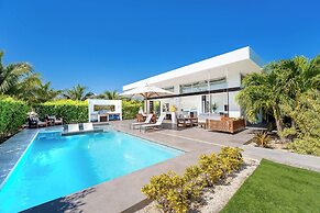 Family Oceanside Vacation Villa Hotel Amenities v8