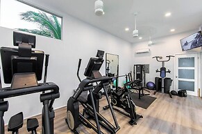 Family Oceanside Vacation Villa Hotel Amenities v8