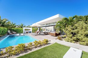 Family Oceanside Vacation Villa Hotel Amenities v8