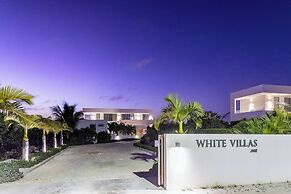 New Seaside Vacation Villa With Hotel Amenities v9