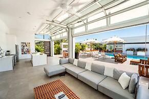 New Seaside Vacation Villa With Hotel Amenities v9