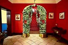 Summer Sale! Beakstown House Luxurious 5-bed Villa