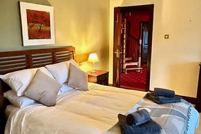 Summer Sale! Beakstown House Luxurious 5-bed Villa