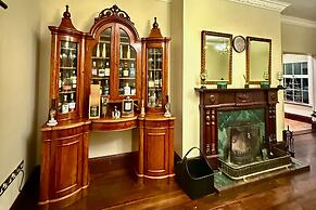 Summer Sale! Beakstown House Luxurious 5-bed Villa