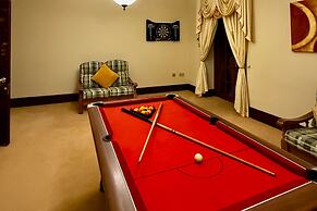 Summer Sale! Beakstown House Luxurious 5-bed Villa