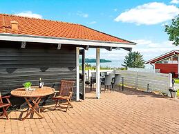 6 Person Holiday Home in Aabenraa-by Traum