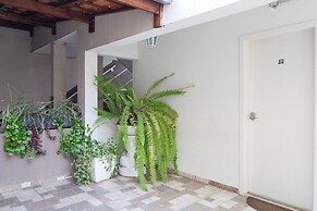 Casa Jardim. Ar e garagem