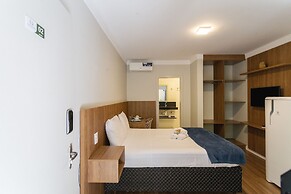 Casa Jardim. Ar e garagem