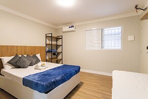 Casa Jardim. Ar e garagem