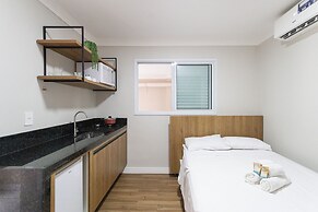 Casa Jardim. Ar e garagem