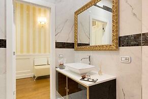 Piazza Venezia Luxury Suite