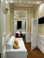 Piazza Venezia Luxury Suite