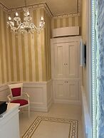 Piazza Venezia Luxury Suite