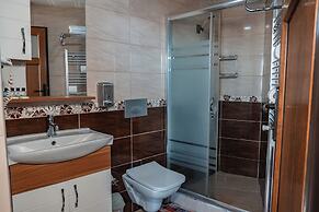 Green Life Apart Hotel