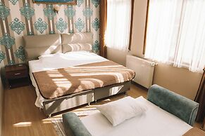 Green Life Apart Hotel