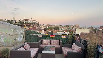 Green Life Apart Hotel