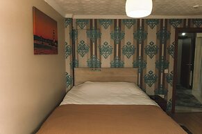 Green Life Apart Hotel