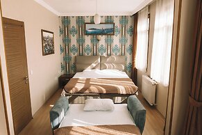 Green Life Apart Hotel