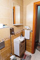 Green Life Apart Hotel