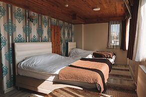 Green Life Apart Hotel