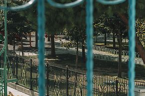 Green Life Apart Hotel