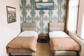 Green Life Apart Hotel