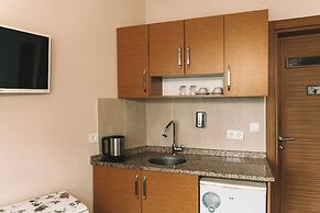 Green Life Apart Hotel