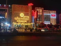 hotel yogeshwar