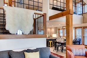 385 Moonshine Crescent by Okanagan Premier