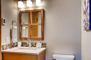 385 Moonshine Crescent by Okanagan Premier