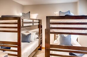 385 Moonshine Crescent by Okanagan Premier