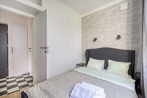 Warsaw City Center Apartment