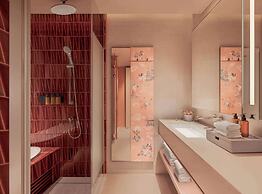 Kromo Bangkok, Curio Collection By Hilton