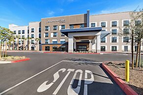Hampton Inn & Suites Corona, Ca