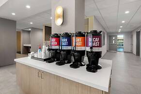 Hampton Inn & Suites Corona, Ca