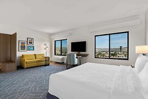 Hampton Inn & Suites Corona, Ca