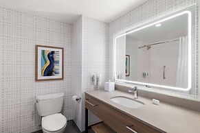 Hampton Inn & Suites Corona, Ca