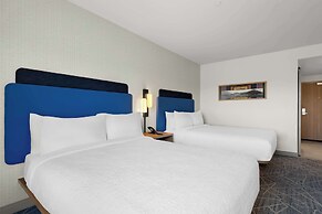 Hampton Inn & Suites Corona, Ca