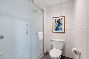 Hampton Inn & Suites Corona, Ca