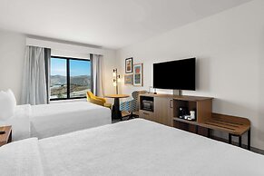 Hampton Inn & Suites Corona, Ca