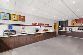 Hampton Inn & Suites Corona, Ca