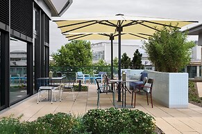 Kimpton Main Frankfurt by IHG