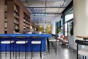 Kimpton Main Frankfurt by IHG