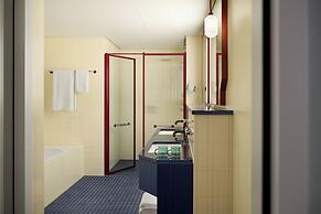 Kimpton Main Frankfurt by IHG